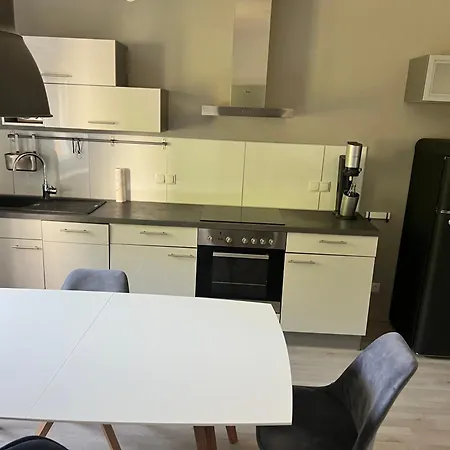 Bonnbeuel Apartman *